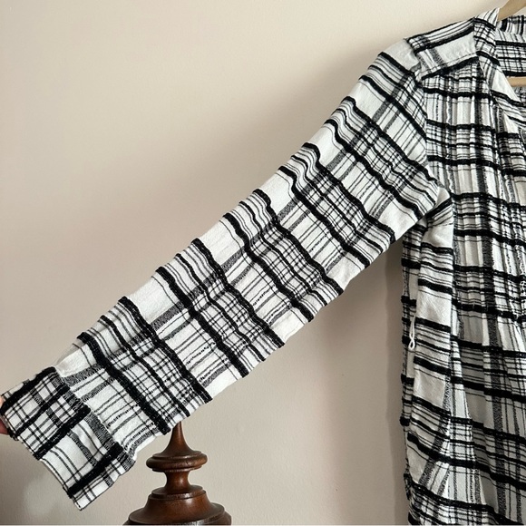By Anthropologie‎ • Longline Plaid Button Down Shirt - Picture 3 of 11